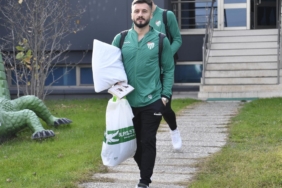 Bursaspor, İzmir’e hareket etti 6 bursaspor-izmire-hareket-etti-fpF97QD8.jpg