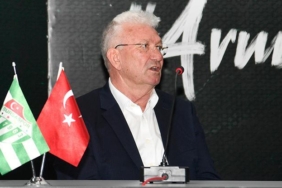 Bursaspor’un yeni teknik direktörü İsmail Ertekin oldu 2 bursasporun-yeni-teknik-direktoru-ismail-ertekin-oldu-mTzWi7cu.jpg