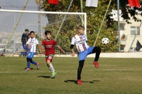 Denizlili sporcular bu turnuvada boy gösteriyor 20 denizlili-sporcular-bu-turnuvada-boy-gosteriyor-YpY5EzlF.jpg