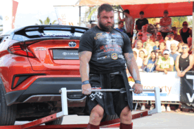 Dünyanın en güçlü adamı Aivars Smaukstelis oldu 2 dunyanin-en-guclu-adami-aivars-smaukstelis-oldu-ZQaggUdm.gif