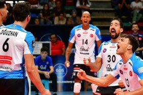 Efeler Ligi'nde zirvenin adı değişmedi! 5 efeler-liginde-zirvenin-adi-degismedi-rFtZU9q2.jpg