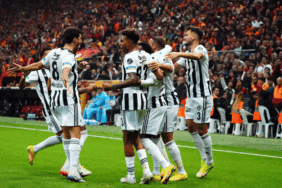 Erman Özgür'den, Beşiktaş için şampiyonluk yorumu! 48 erman-ozgurden-besiktas-icin-sampiyonluk-yorumu-sKvFNJj9.gif