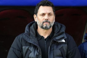 Erol Bulut'tan takıma 'basit gol' sitemi 3 erol-buluttan-takima-basit-gol-sitemi-5n7tYYYa.jpg