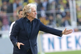 Fenerbahçe | Jorge Jesus: Bunlar başarılı olmanın bedeli! 4 fenerbahce-jorge-jesus-bunlar-basarili-olmanin-bedeli-BTZOepDN.jpg