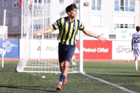 fenerbahcede-akademinin-yeni-prensi-yasir-boz-TYKuGdgv.jpg