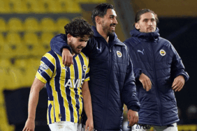 Fenerbahçeli Ferdi Kadıoğlu için rekor transfer teklifi 22 fenerbahceli-ferdi-kadioglu-icin-rekor-transfer-teklifi-emB5llR1.gif
