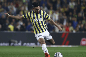 Fenerbahçe'li İrfan Can Kahveci: Jesus'un idmanlarını bekliyoruz! 6 fenerbahceli-irfan-can-kahveci-jesusun-idmanlarini-bekliyoruz-tPtLdTSN.gif