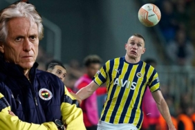 Fenerbahçe'ye bir Macar yıldız daha! 4 fenerbahceye-bir-macar-yildiz-daha-JWLJP7iy.jpg