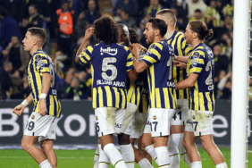 Flaş açıklama: Fenerbahçe hariç herkesin devre arasına ihtiyacı var! 2 flas-aciklama-fenerbahce-haric-herkesin-devre-arasina-ihtiyaci-var-NDWGW2CS.gif