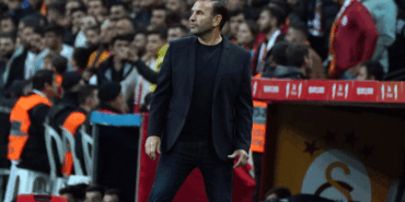 galatasaray-teknik-direktoru-okan-buruk-bir-yerde-top-kaleye-girecekti-HQL7q5Hq.gif