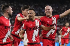 Galatasaray ve Fenerbahçe'ye sürpriz rakip! 6 galatasaray-ve-fenerbahceye-surpriz-rakip-JeOOdBtd.jpg