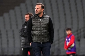 Galatasaray'da Okan Buruk'un büyük kararsızlığı 6 galatasarayda-okan-burukun-buyuk-kararsizligi-AGXN2csD.jpg