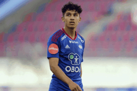 Galatasaray'dan Osame Sahraoui hamlesi! 8 galatasaraydan-osame-sahraoui-hamlesi-x7nhdTT7.gif