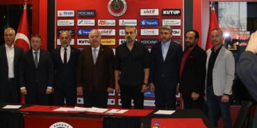 genclerbirliginin-yeni-hocasi-belli-oldu-wHaha39k.jpg