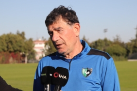 Giray Bulak, A. Denizlispor’un başında ilk antrenmanına çıktı 5 giray-bulak-a-denizlisporun-basinda-ilk-antrenmanina-cikti-cuXLvDN5.jpg
