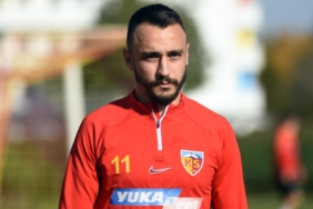 Gökhan Sazdağı: Lig bizim için iyi gidiyor 5 gokhan-sazdagi-lig-bizim-icin-iyi-gidiyor-VCDrg1iH.jpg