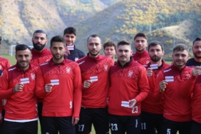 Gümüşhanesporlu futbolcular farkındalık oluşturmak için organlarını bağışladı 3 gumushanesporlu-futbolcular-farkindalik-olusturmak-icin-organlarini-bagisladi-APVdM1aV.jpg
