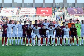 İzmir derbisinde tarihi kare 5 izmir-derbisinde-tarihi-kare-ppAQOXJ9.jpg