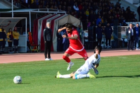 Karaman FK-Kuşadasıspor maç sonucu: 1-1 4 karaman-fk-kusadasispor-mac-sonucu-1-1-PQHNXAxU.jpg