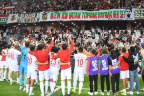 Karşıyaka tribünde farklı 5 karsiyaka-tribunde-farkli-p4rI9Pe9.jpg