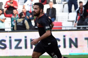 Karşıyaka'da Emre Gemici sevinci 4 karsiyakada-emre-gemici-sevinci-kt4a6d9F.jpg
