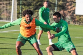 Konyaspor, Trabzonspor maçı hazırlıklarına başladı 1 konyaspor-trabzonspor-maci-hazirliklarina-basladi-Qun92tr6.jpg