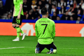 Manchester United'da flaş gelişme: Ronaldo için karar verilecek 5 manchester-unitedda-flas-gelisme-ronaldo-icin-karar-verilecek-gIpZeLQa.gif