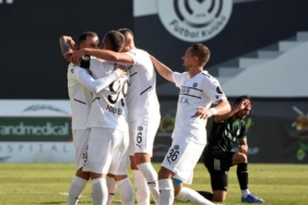 Manisa FK ikide iki yaptı 6 manisa-fk-ikide-iki-yapti-S2LIyNz2.jpg