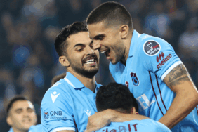 Marc Bartra’nın dudağına 8 dikiş atıldı 2 marc-bartranin-dudagina-8-dikis-atildi-tBZl1OKF.gif