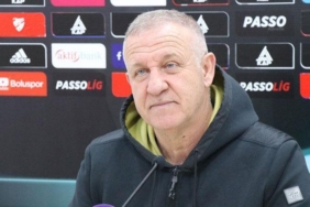 Mesut Bakkal imzayı attı 4 mesut-bakkal-imzayi-atti-c78lXPI8.jpg