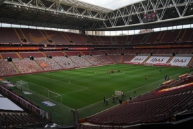 Nef Stadyumu’nda 13. Galatasaray - Beşiktaş derbisi 4 nef-stadyumunda-13-galatasaray-besiktas-derbisi-YBb719CG.jpg