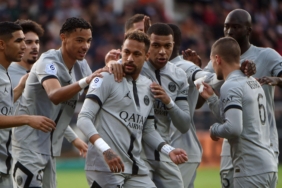 Neymar, Messi'yi aratmadı! 6 neymar-messiyi-aratmadi-igMQRl8E.jpg