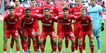 samsunspor-ile-tuzlaspor-5-randevuda-BBMx4mCH.jpg
