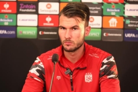 Sivasspor'lu Robin Yalçın: “Kazanmak için geldik” 34 sivassporlu-robin-yalcin-kazanmak-icin-geldik-RX76fxcQ.jpg