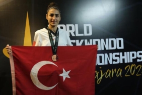 Tekvandoda Hatice Kübra İlgün dünya üçüncüsü 2 tekvandoda-hatice-kubra-ilgun-dunya-ucuncusu-NA9FKnOj.jpg