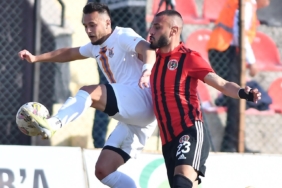 Turgutluspor-Eynesil Belediyespor maç sonucu: 0-1 3 turgutluspor-eynesil-belediyespor-mac-sonucu-0-1-kuBR9w89.jpg