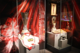 Türk futbol tarihine dair anılar bu sergide canlanıyor 1 turk-futbol-tarihine-dair-anilar-bu-sergide-canlaniyor-Hb5VTMmn.jpg