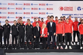Türkiye Basketbol Federasyonu ile TEMSA arasında sponsorluk anlaşması 5 turkiye-basketbol-federasyonu-ile-temsa-arasinda-sponsorluk-anlasmasi-UPyLYNBe.jpg