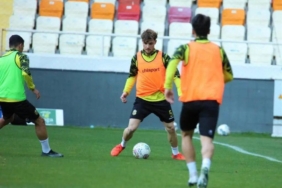 Yeni Malatyaspor, Gençlerbirliği maçı hazırlıklarını sürdürdü 5 yeni-malatyaspor-genclerbirligi-maci-hazirliklarini-surdurdu-GXz7cKn7.jpg