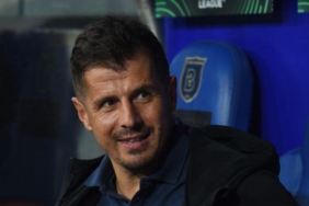 Yok böyle rakam: Emre Belözoğlu, Süper Lig'de tarih yazıyor 2 yok-boyle-rakam-emre-belozoglu-super-ligde-tarih-yaziyor-vjHbGbg5.jpg