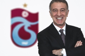 ahmet-agaoglu-trabzonspor-icin-hedef-her-daim-zirvede-yer-almaktir-GHiVHYBT.jpeg