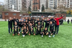 ALG Spor deplasmanda Beşiktaş'ı 3-1 mağlup etti 5 alg-spor-deplasmanda-besiktasi-3-1-maglup-etti-2i6AU9Np.jpg