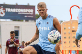 Andreas Cornelius’tan Trabzonspor’a dava 1 andreas-corneliustan-trabzonspora-dava-mGd1VB9X.gif