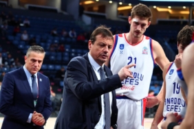 Ataman: "Kazanma mantalitesinde olmayanlar Anadolu Efes formasını giyemeyecek" 4 ataman-kazanma-mantalitesinde-olmayanlar-anadolu-efes-formasini-giyemeyecek-eaGXcwYT.jpg