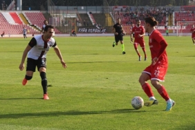 Balıkesirspor-Vanspor maç sonucu: 0-3 3 balikesirspor-vanspor-mac-sonucu-0-3-92lJmhIQ.jpg