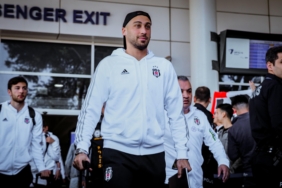 Beşiktaş kamp için Antalya’ya geldi 7 besiktas-kamp-icin-antalyaya-geldi-hZtWKPGE.jpg