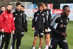 Beşiktaş salonda ve sahada çalıştı 5 besiktas-salonda-ve-sahada-calisti-Sy5BPZKW.jpg