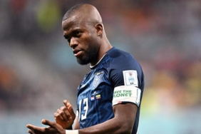 Fenerbahçe'de Enner Valencia ile anlaşma sağlandı! İşte sözleşme detayları 2 fenerbahcede-enner-valencia-ile-anlasma-saglandi-iste-sozlesme-detaylari-t6q6npQJ.jpg