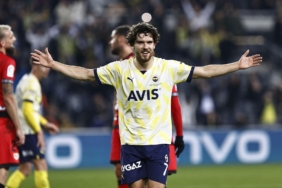 Fenerbahçe'de Ferdi Kadıoğlu'na yeni talip! 4 fenerbahcede-ferdi-kadiogluna-yeni-talip-mS2PkN7Q.jpg