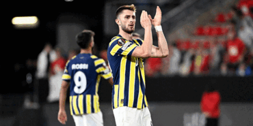 fenerbahcede-son-dakika-ismail-yuksek-imzayi-atiyor-alacagi-maas-dudak-ucuklatti-lPsAemhE.gif